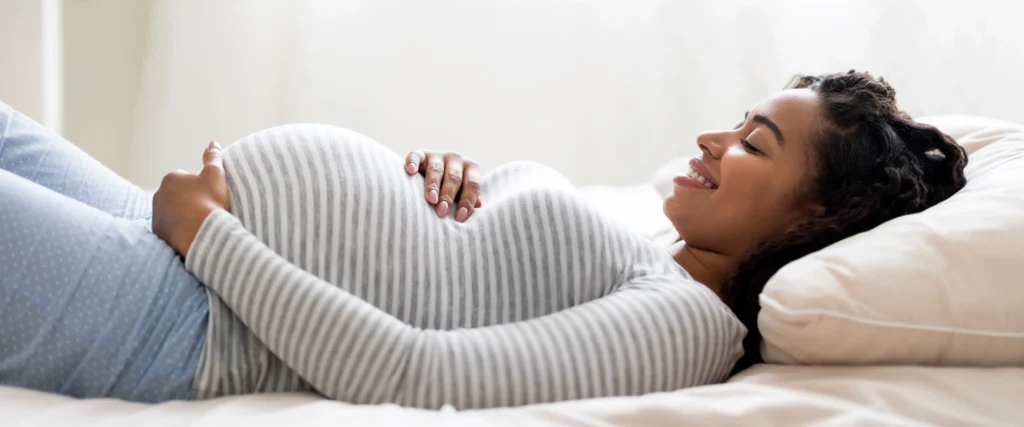 Folsäure: Bedeutung, Bedarf und Risiken bei Kinderwunsch und Schwangerschaft